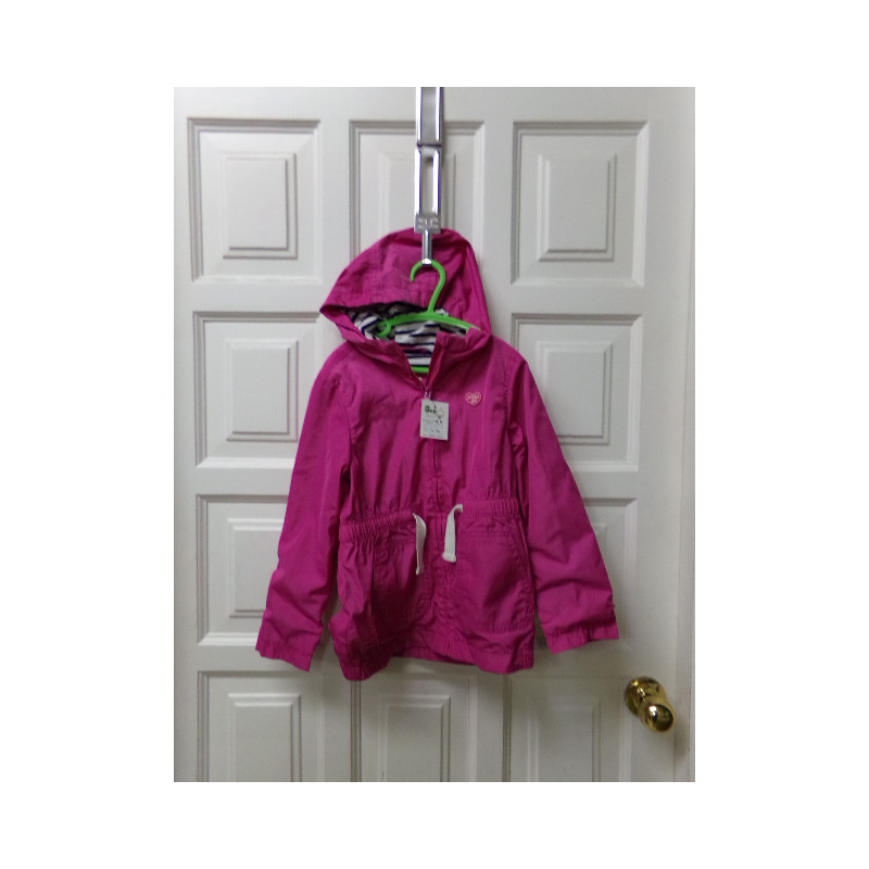 Cortavientos Sfera talla 6-7 años. Segunda mano