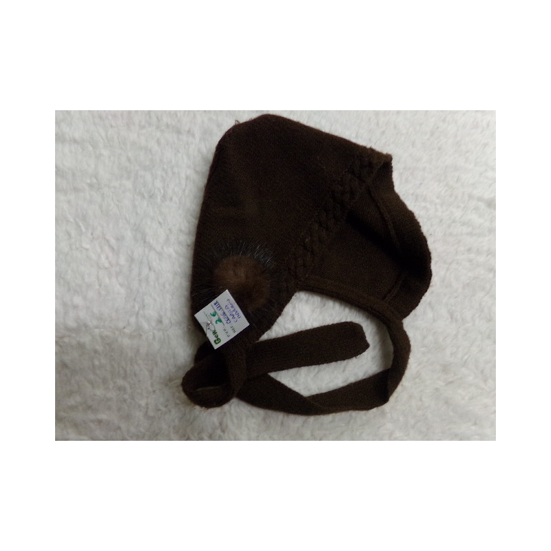 Capota marrón de lanita. Segunda mano