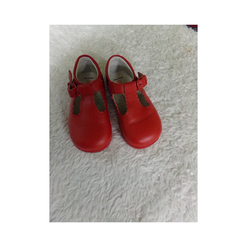Zapato rojo N 21. Andanines. Segunda mano