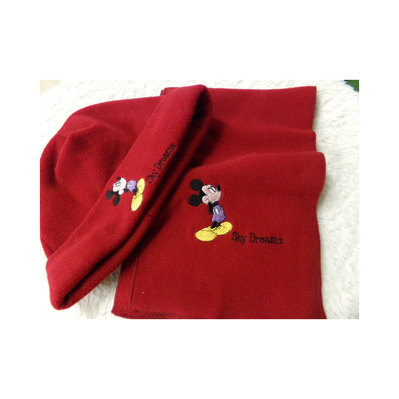 Conjunto bufanda y gorro Mickey. Segunda mano
