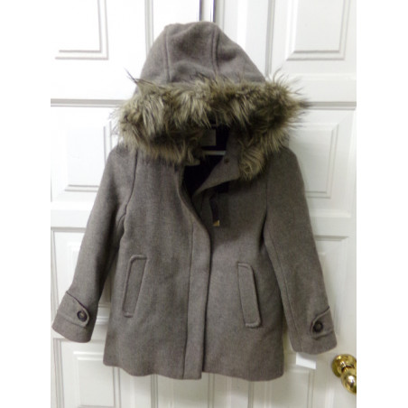 Abrigo paño Zara talla 8 años. Segunda mano