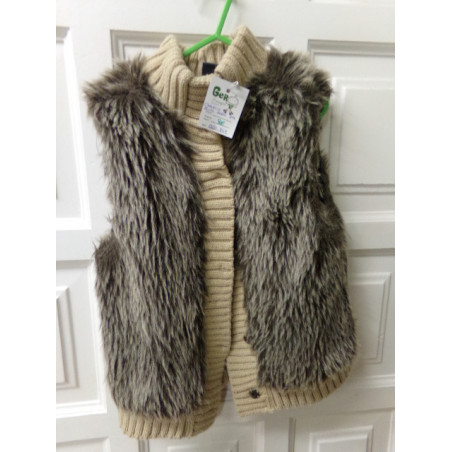 Chaleco pelito Zara talla 8 años. Segunda mano