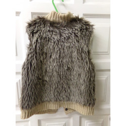 Chaleco pelito Zara talla 8 años. Segunda mano