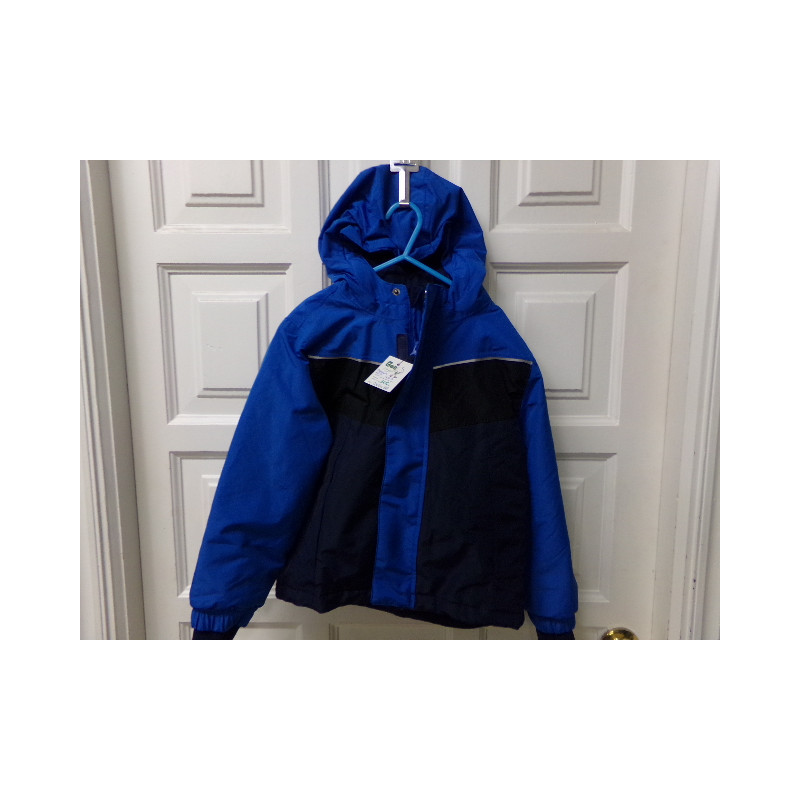 Cazadora nieve talla 4-6 años. Segunda mano