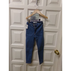Vaquero Zara talla 6 años. Segunda mano