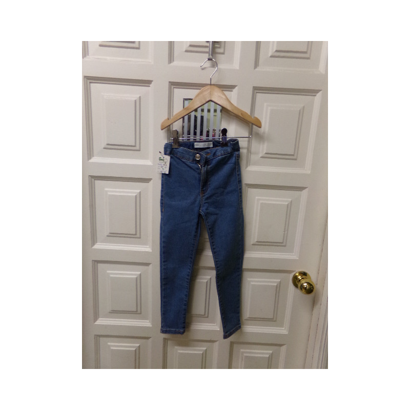 Vaquero Zara talla 6 años. Segunda mano