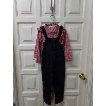 Mono vaquero negro con camisa Zara tella 4-5 años. Segunda mano