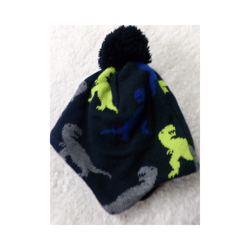 Gorro dinosaurios talla 2 años. Segunda mano
