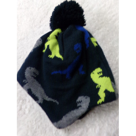 Gorro dinosaurios talla 2 años. Segunda mano