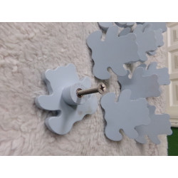 Tiradores de madera de osito azul. Sin uso