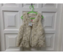 chaleco pelito Zara talla 5-6 años. Segunda mano