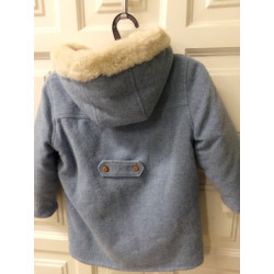 Trenca talla 24 meses. Segunda mano