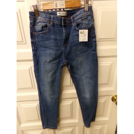 Pantalón vaquero talla 9-10 años. Segunda mano