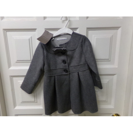 Abrigo Mayoral talla 2 años. A estrenar
