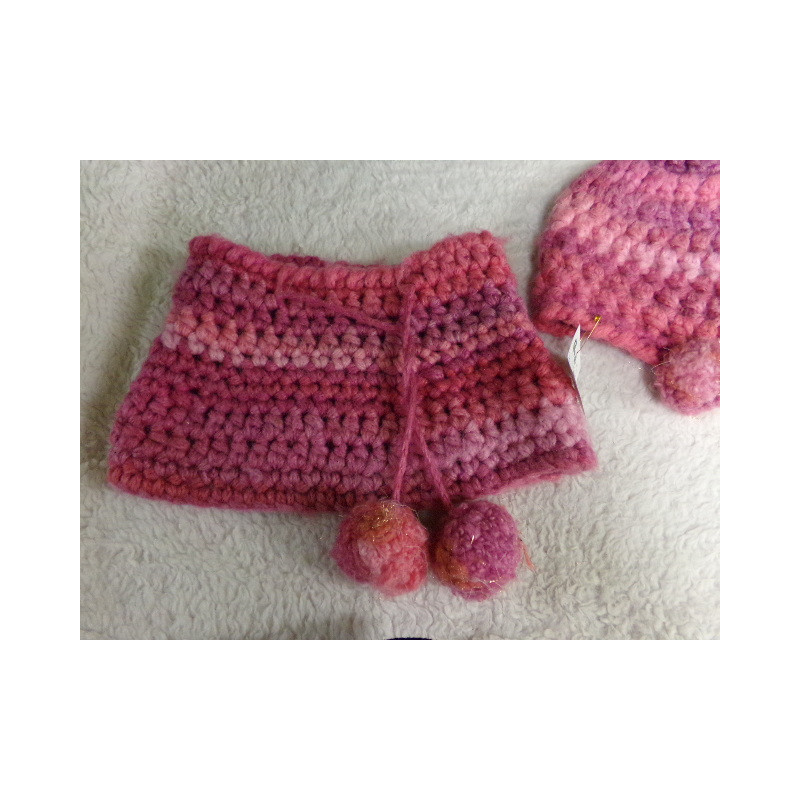 Gorro cuello de lana talla 8-10 años. Segunda mano