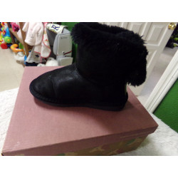 Botas pelito Conguitos N 30. Segunda mano