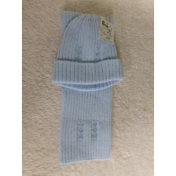 Gorro con bufanda talla 6-9 meses. Segunda mano