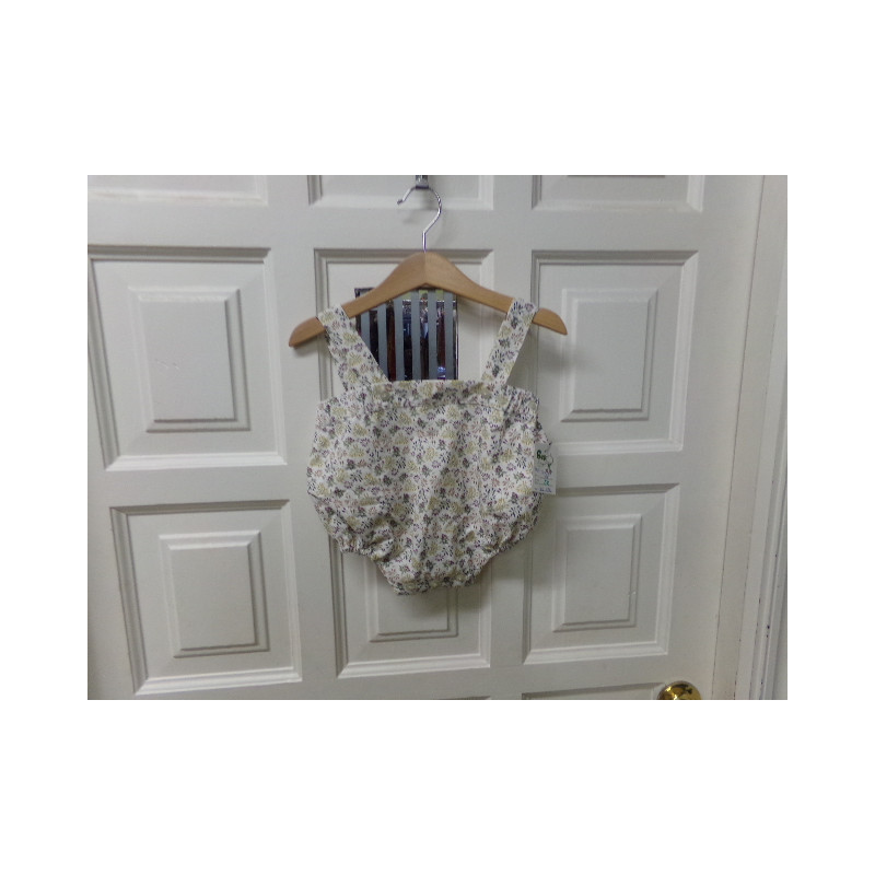 Pantalones tirantes talla 12 meses. Segunda mano