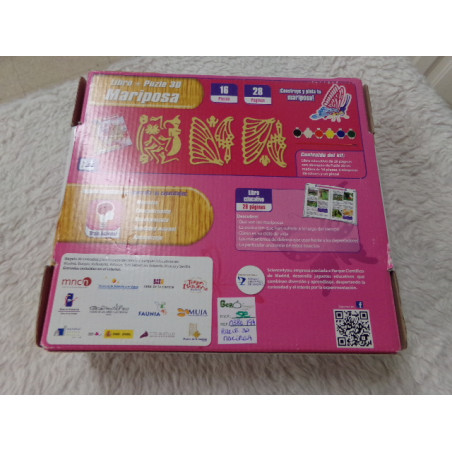 Maqueta mariposa y libro. A estrenar