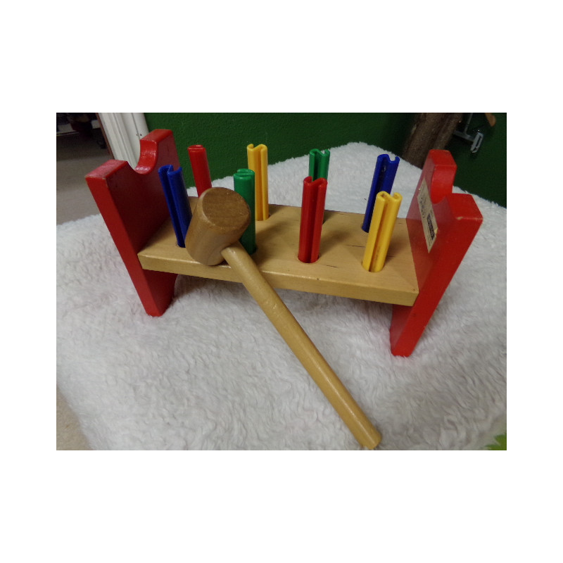 Juego de martillo de madera. Segunda mano