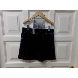 Falda negra talla 9 años. Segunda mano