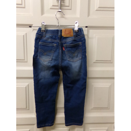Vaquero Levis talla 3 años. Segunda mano