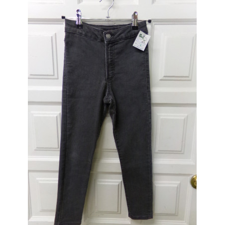 Vaquero elastico talla 7-8 años negro. Segund amano