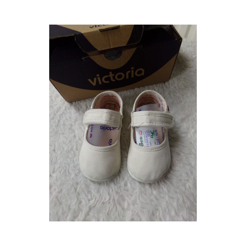Zapatillas Victoria N 20. Segunda mano