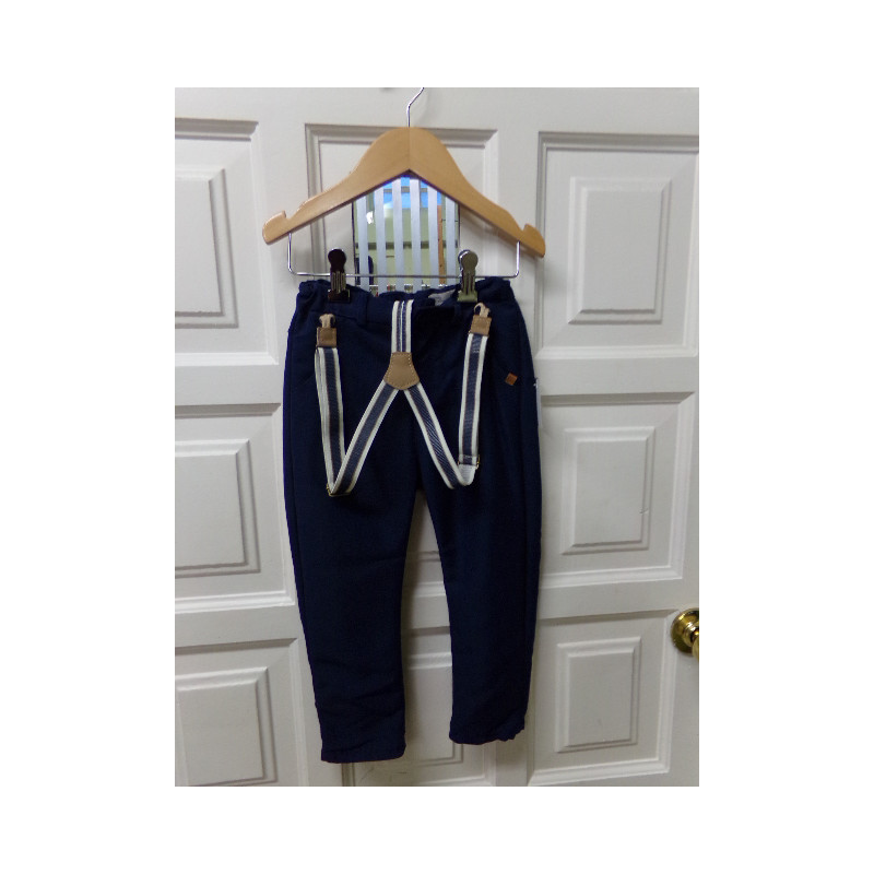 Pantalón Zara talla 2-3 años. Segunda mano