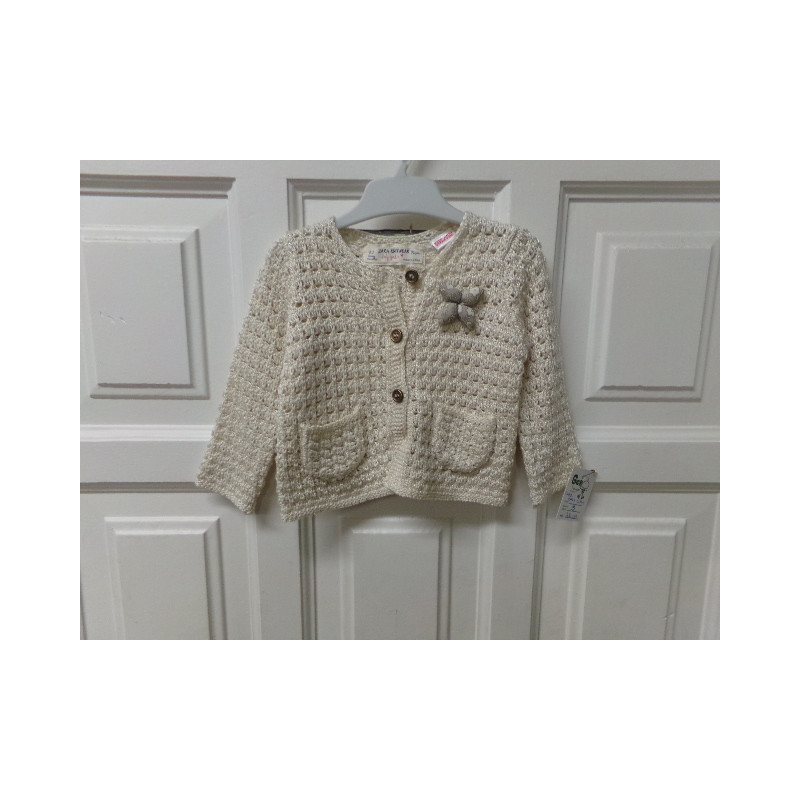 Chaqueta Zara talla 6-9 meses. Segunda mano