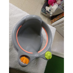 Asiento de bañera Tigex. Segunda mano