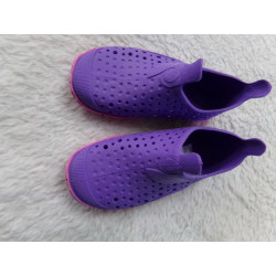 Chanclas piscina N 25. Segunda mano