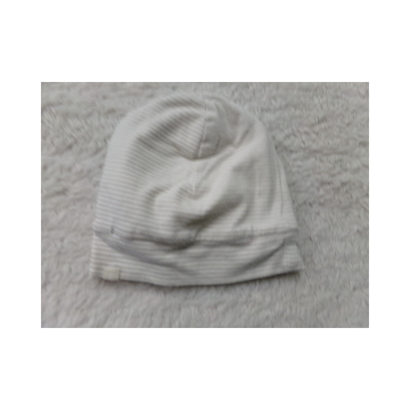Gorrito recién nacido. Segunda mano