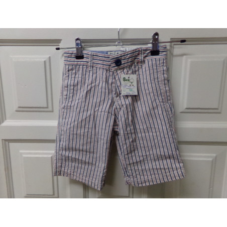 Pantalón corto rayas Sfera talla 6 años. Segunda mano