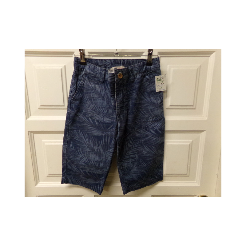 Pantalón corto talla 8 años. Segunda mano