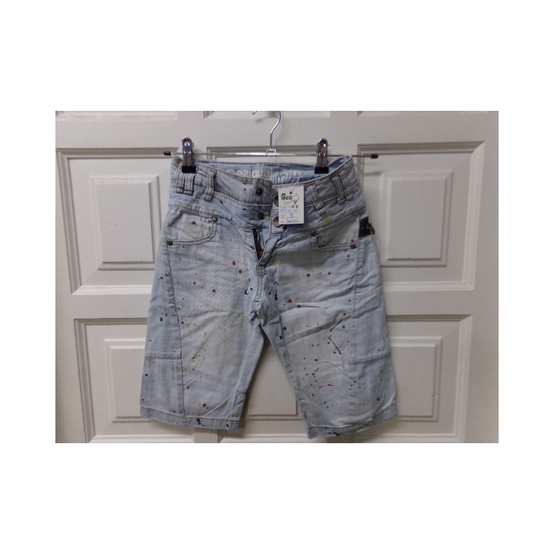 Pantalon corto Desigual talla 6 años. Segunda mano