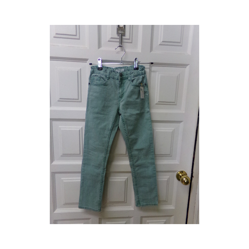 Vaquero verde talla 8 añois. Segunda mano