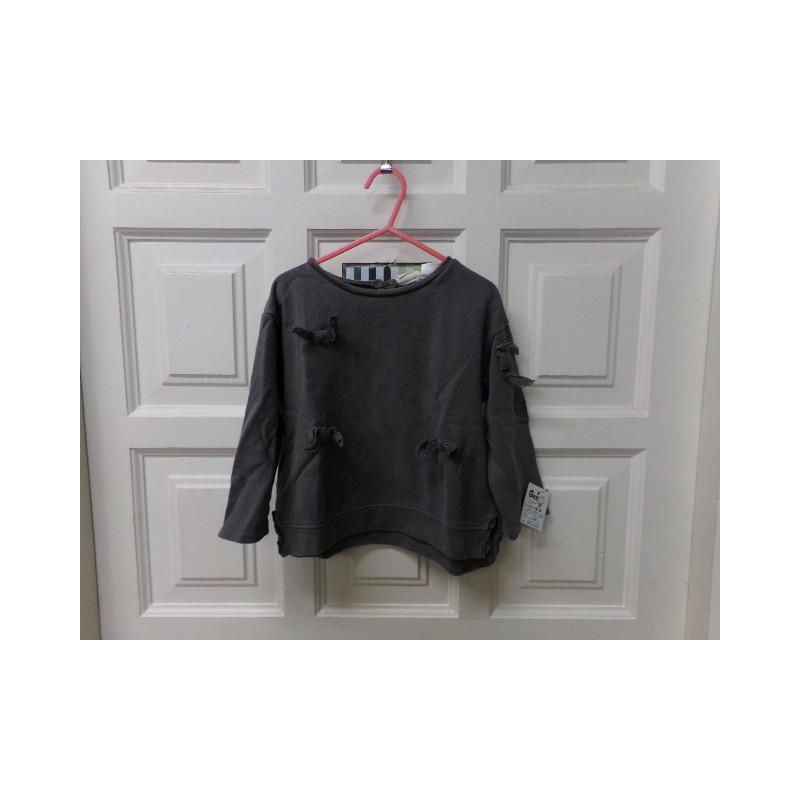 Sudadera gris Zara talla 2-3 años. Segunda mano