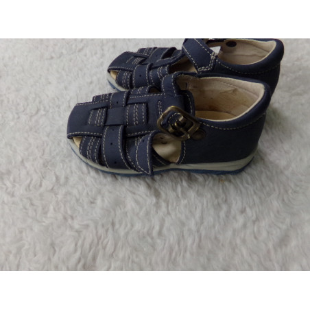 Sandalias n 23. Segunda mano