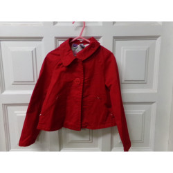 Cazadora roja talla 5 años. Verano. Segunda mano