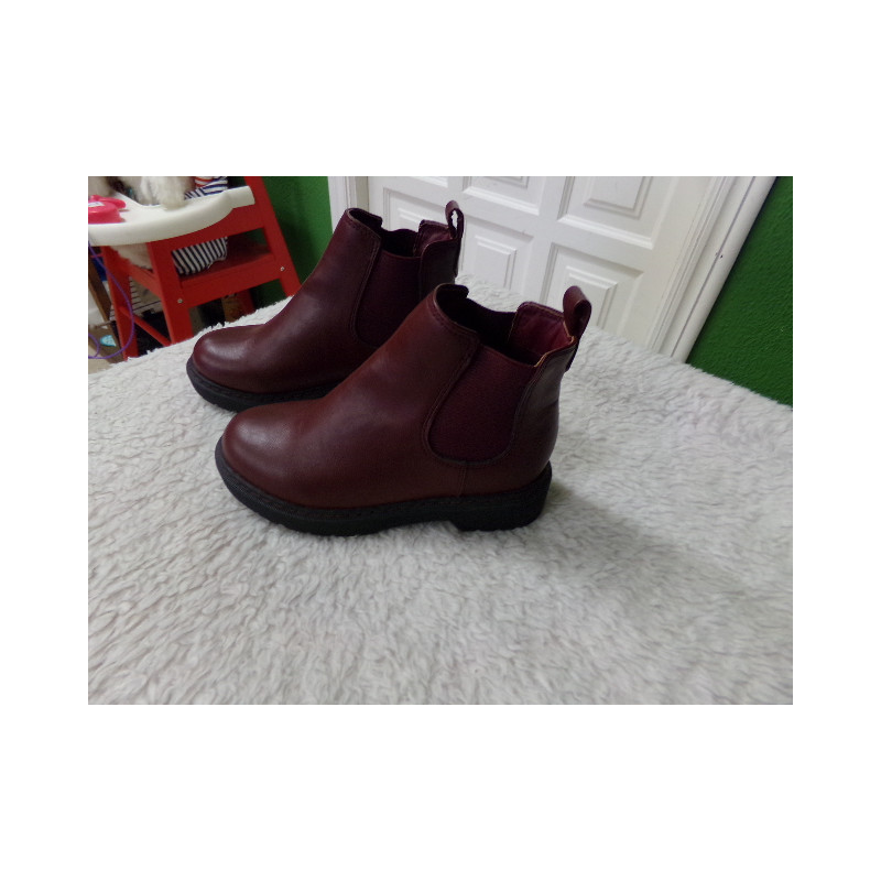 Botas n 29. A estrenar