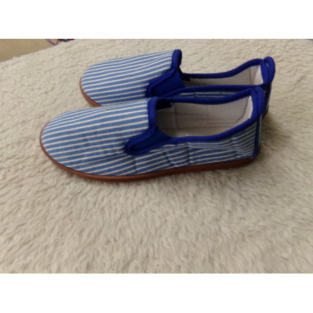 Alpargatas de rayas. N 34. Segunda mano