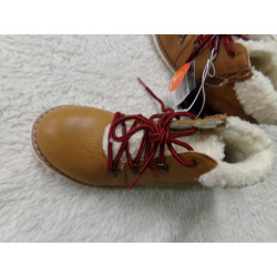 Botas N 33. A estrenar