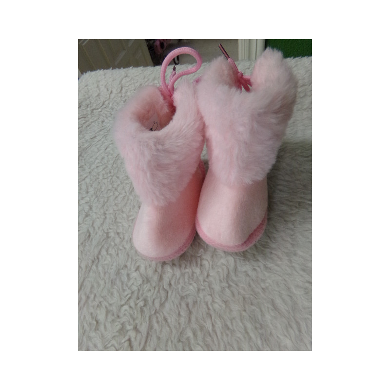 Botas de pelito N 18. Segunda mano