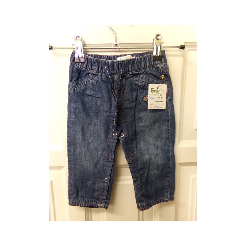 Pantalón Pettits. Talla 9 meses. Segunda mano