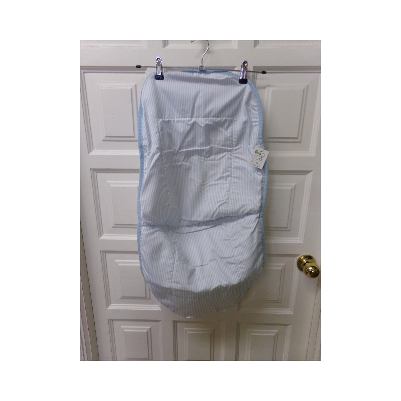 Funda para silla Naf Naf. Segunda mano