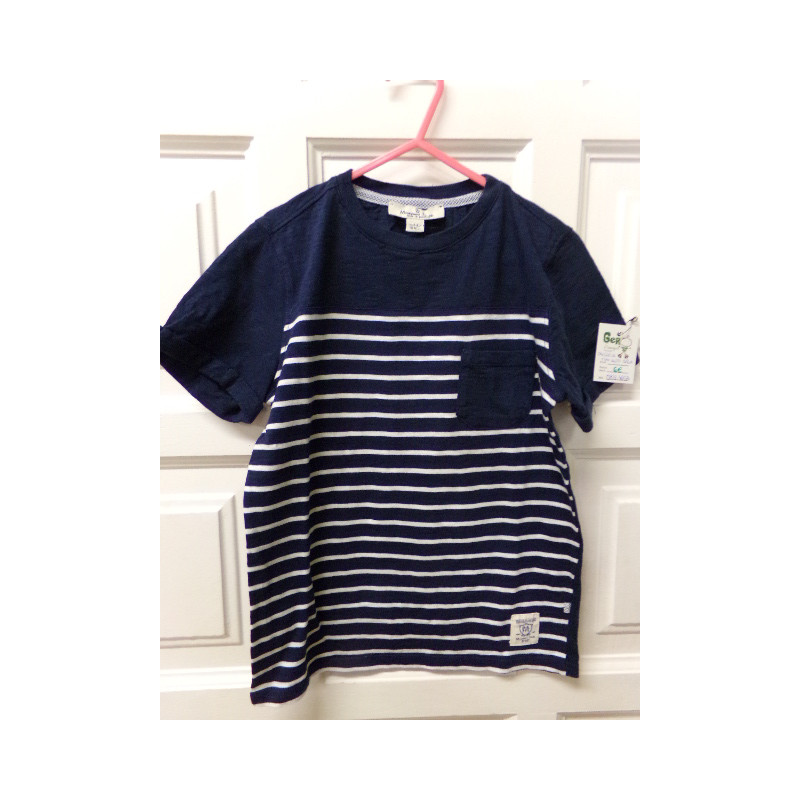 Camiseta Maximo Dutti talla 5-6 años. Segudna mano