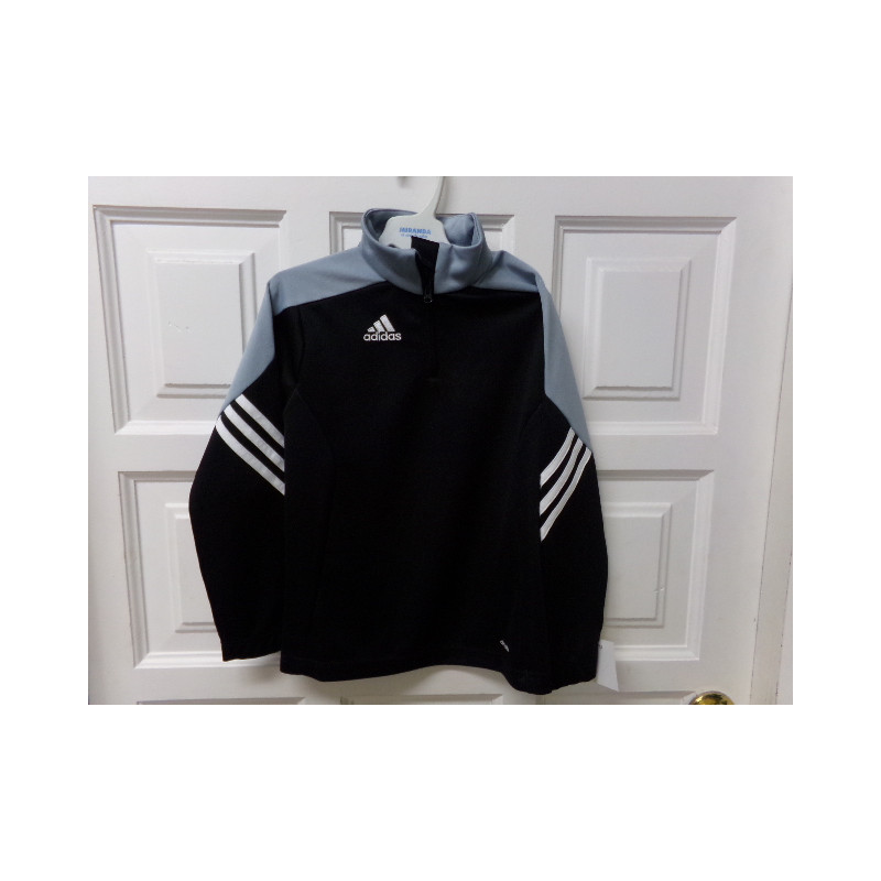 Sudadera talla 6 años. Adidas. Segunda mano