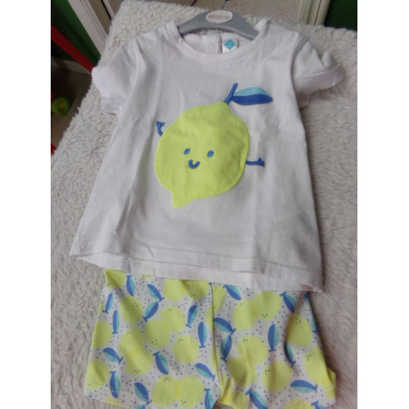 Camiseta y bañador talla 2 años. Segunda mano