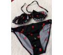 Bikini cerezas talla 9 años. Segunda mano